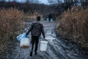 На Луганщине 300 человек живут без питьевой воды - СМИ