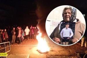 Жгли шины и кричали "Позор!": В Чернигове после убийства школьника активисты провели акцию протеста