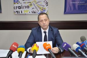 Минсоцполитики заверяет, что деньги на больничные есть