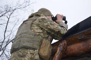 На Донбассе зафиксировано два обстрела из гранатометов и стрелкового оружия, - штаб ООС