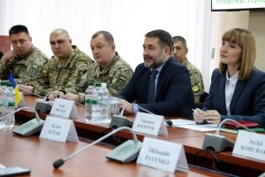Луганщина получила гуманитарный груз от стран Балтии, Польши, Швеции и Финляндии, - Гайдай