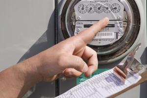 На Луганщине стали еще активнее воровать электричество: в ЛЭО назвали сумму ущерба