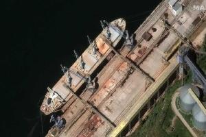 Россия крадет украинское зерно через Крым: спутниковые фото