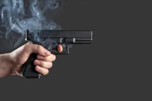 В МИД сообщили, когда украинцы смогут покупать пистолеты