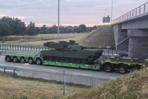 "Нова Каховка обжене по "серіях" Чорнобаївку": Хлань підтвердив інформацію про нові удари по окупантах