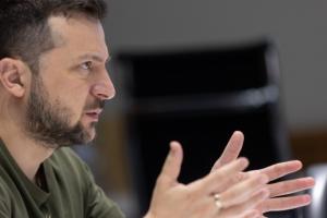 "Прошу не принимать без меня подобных решений": Зеленский о разрешении на выезд с места проживания
