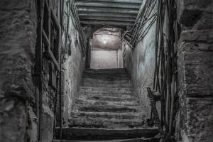 "На подвал" можно попасть за пост в соцсети: какие "порядки" устанавливаются на оккупированной Луганщине