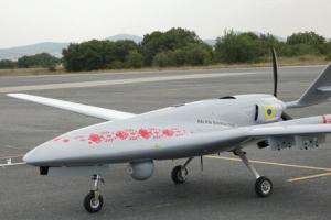 "Народный Bayraktar" в вышиванках: Притула показал фотографии беспилотников, которые передадут Украине