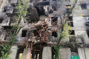 Це вони так розбирають завали у місті!?: У мережі показали свіжі кадри зруйнованого Сєвєродонецька