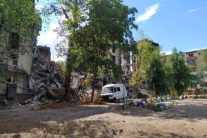 У Рубіжному окупанти селяться у порожні будинки, а місцеві мешканці шукають, де купити український паспорт
