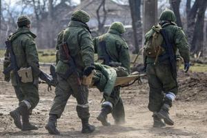 "Они не знают, как себя уберечь, тысячи 300-х": Больницы переполнены оккупантами по всей Луганщине