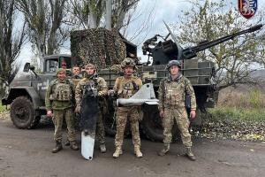 Дрон перетворили на купу металобрухту: На Донбасі десантники збили російський БПЛА "Орлан-10"