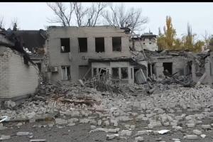 У мережі з'явилося відео зруйнованої будівлі поліклініки у Лисичанську
