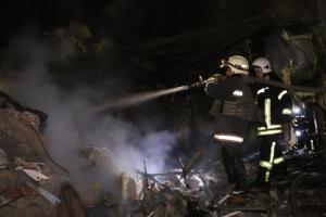 У мережі показали результати нічного обстрілу житлового будинку на Харківщині