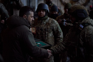 Фортеця Бахмут: у мережі показали зустріч Зеленського з українськими захисниками