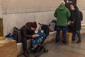 Метро в Киеве: на некоторых станциях почти нет мест. Фото, видео