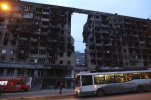 У Маріуполі окупанти знесли 38 будівель, будуватимуть житло для військових