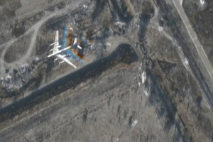 Энгельс-Чернобаевка, начинаем отчет: На российском аэродроме камеры видеонаблюдения зафиксировали вспышку и зарево