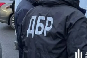 ДБР провело обшуки у двох департаментах Київської міськдержадміністрації