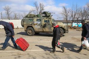 "Сразу на фронт - без пищи и воды": В "ЛНР" оккупанты раздают повестки коммунальщикам и работникам лесхозов