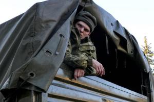 "Гвалтували, різали їх там, розстрілювали": Окупант зізнався у воєнних злочинах у Лимані