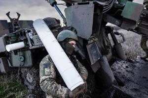Розуміють, що не втримають: росіяни перекидають сили з-під Бахмута на Кремінну