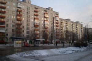 Навіть є магазини, що вціліли: у мережі показали свіже відео з Сєвєродонецька