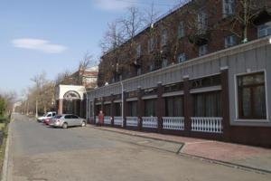 Тільки під знесення: у мережі показали, як виглядає знаменитий ресторан у Сєвєродонецьку