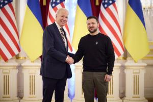 "Ваш візит – це важливий прояв підтримки": Зеленський підтвердив візит Байдена до Києва