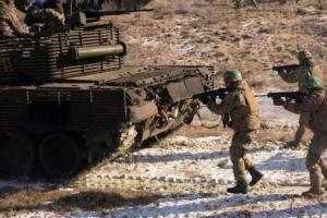 Бої за Бахмут: ЗСУ відкинули російські сили далі за трасу T0504, - ISW