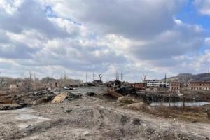 Брудно і шумно: у мережі показали, як зараз виглядає околиця Лисичанська