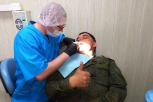 "Принимают военных и пенсионеров": Оккупанты похвастались новыми "достижениями" в Лисичанске