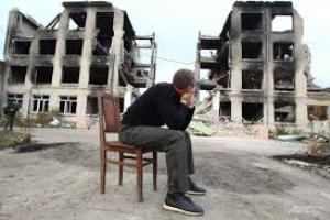 Из алкоголиков-попрошаек в прокуратуру: обстановка в Рубежном и как наживаются на людях
