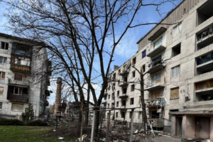 "Обстановка, как перед Новым годом": в сети рассказали о ситуации в Кременной и показали свежие кадры