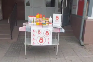 По половині цукерки та пряника, щоб не об'їлися: в окупованому Сєвєродонецьку розпочався "ярмарок"