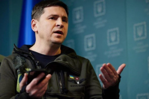 "Кинджальне обнулення Росії": Подоляк прокоментував спроби Кремля атакувати Київ