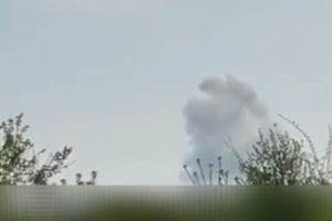 "Уж точно не ПВО": Утро в Крыму началось с "бавовны" - видео