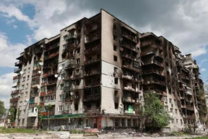 Осень в оккупированной Попасной: в сети показали, как сейчас выглядит когда-то 20-тысячный город - фото