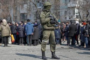 Откровенный шантаж: оккупанты коварно угрожают отбирать жилье у людей на Луганщине, - Гайдай