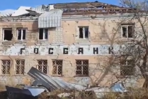 "Жизнь продолжается, но не в Северодонецке": В сети показали свежее видео города