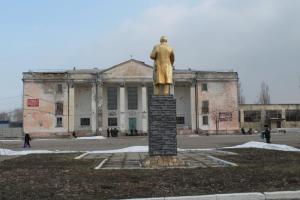 Окупанти скаржаться на обстріл Новодружеська: постраждали цивільні