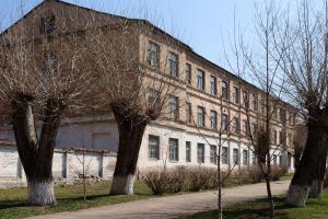 В сети показали "останки" техникума и рассказали о ситуации в Рубежном - фото