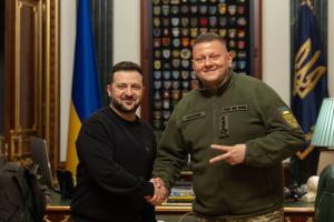 Зеленский встретился с главнокомандующим ВСУ Залужным: это отставка?