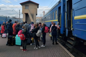"Это может стимулировать переселенцев к возвращению на ВОТ": Лубинец призвал Шмыгаля пересмотреть изменения в помощи ВПЛ