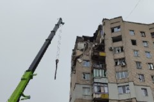 Наслідки нічного "прильоту" у Лисичанську: окупанти показали свіжі кадри - фото