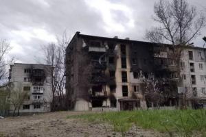 Оккупанты пожаловались, что Кременная в очередной раз подвергается "смертоносным обстрелам": подробности