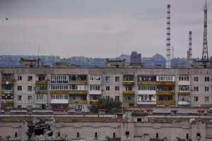Грабіж евакуйованих мешканців та вплив працівників із РФ: Стрюк розповів про обстановку в окупованому Сєвєродонецьку
