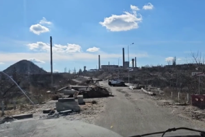 Розбиті міста та мости: у мережі показали вулиці Сєвєродонецька та Лисичанська - відео