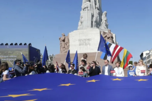 Вже 10 країн "За", щоб Україна била їхньою зброєю по Росії: перелік та заяви лідерів