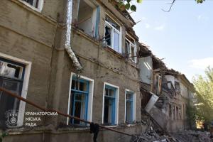 В Краматорске разрушен жилой дом в результате российского удара: начата спасательная операция